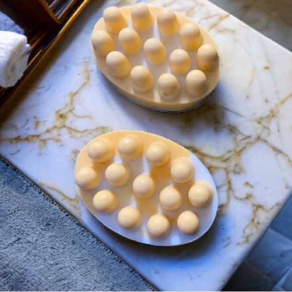 Hand Crafted Oatmeal Honey & Milk Massage Soap Bar - Picture 2 of 5